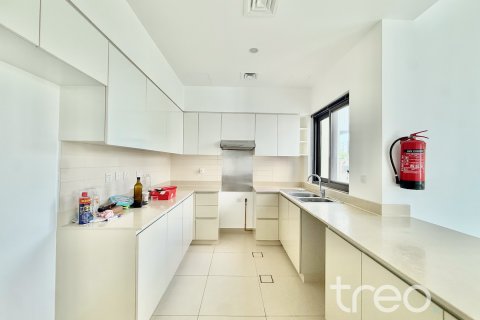 Villa de 4 dormitorios en Maple 3, UAE No. 173980 12