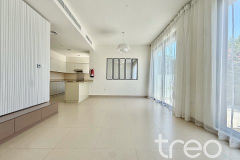 Townhouse de 4 dormitorios en Maple 3, UAE No. 173978 8