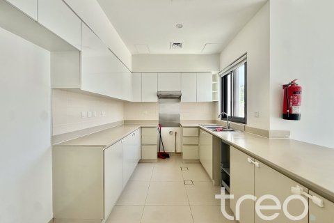 Townhouse de 4 dormitorios en Maple 3, UAE No. 173978 12