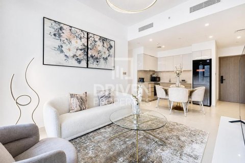 1 bedroom Apartment in Burj Royale, UAE No. 192887 4
