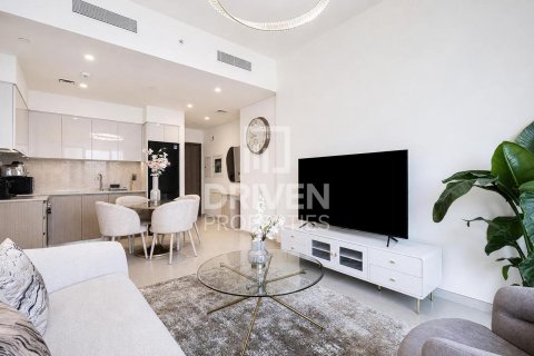 1 bedroom Apartment in Burj Royale, UAE No. 192887 5