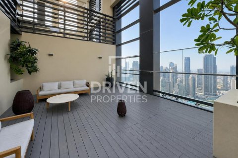 1 bedroom Apartment in Burj Royale, UAE No. 192887 18