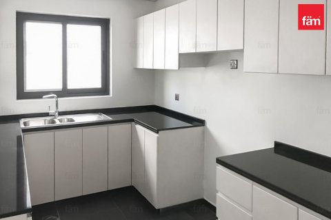 3 bedrooms Villa in Dubai, UAE No. 116762 8