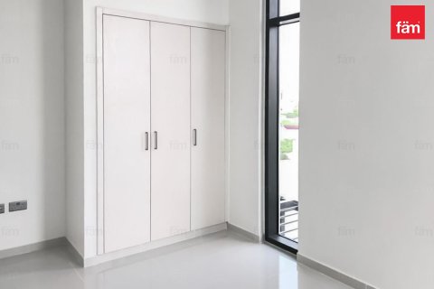 3 bedrooms Villa in Dubai, UAE No. 116762 10