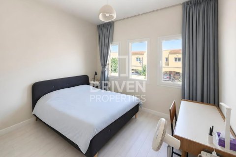 2 bedrooms Villa in Bella Casa, UAE No. 198776 18