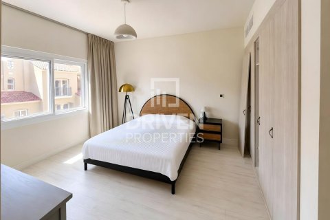 2 bedrooms Villa in Bella Casa, UAE No. 198776 15