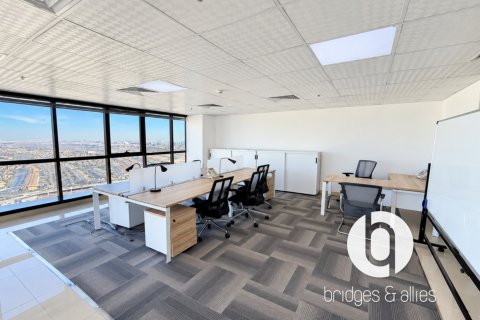 126m² Office in Jumeirah Lake Towers, UAE No. 210657 7