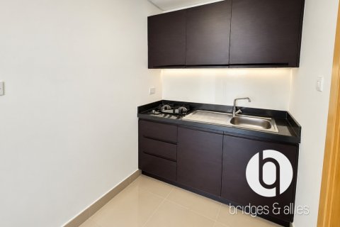 126m² Office in Jumeirah Lake Towers, UAE No. 210657 14