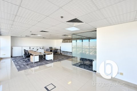 126m² Office in Jumeirah Lake Towers, UAE No. 210657 6