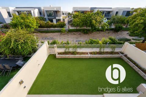 4 bedrooms Villa in Dubai Hills Estate, UAE No. 210658 13