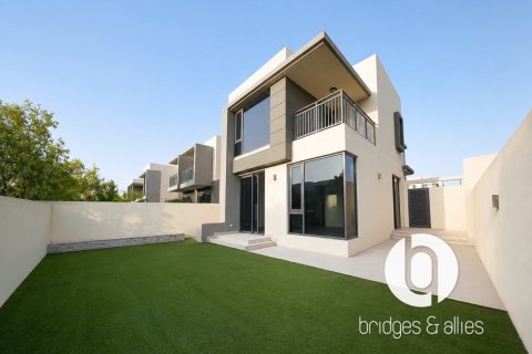 4 bedrooms Villa in Dubai Hills Estate, UAE No. 210658 6