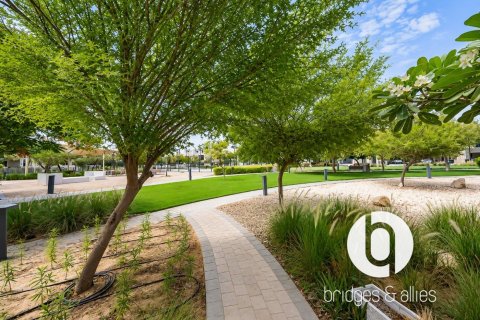 4 bedrooms Villa in Dubai Hills Estate, UAE No. 210660 8