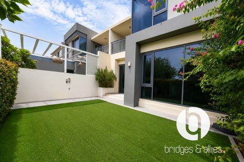 4 bedrooms Villa in Dubai Hills Estate, UAE No. 210660 6