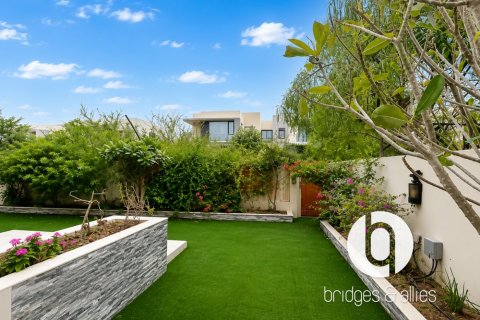 5 bedrooms Villa in Dubai Hills Estate, UAE No. 210662 3