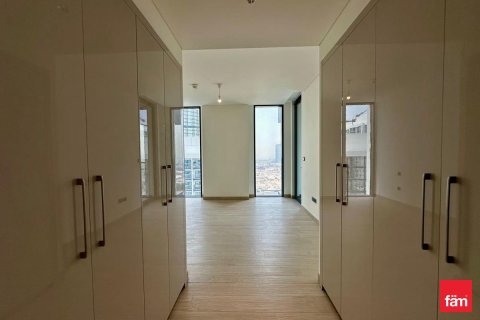Квартира с 4 спальнями в Дубай, ОАЭ №161349 11