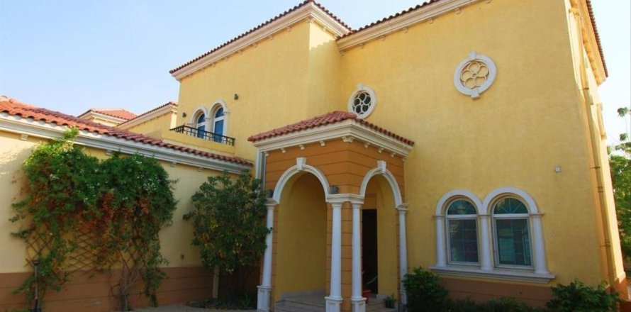 Villa de 3 chambres à Legacy, UAE No. 91691