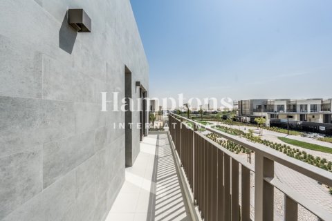 4 bedrooms Villa in Dubai South (Dubai World Central), UAE No. 210676 3