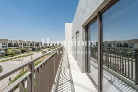 4 bedrooms Villa in Dubai South (Dubai World Central), UAE No. 210676 21