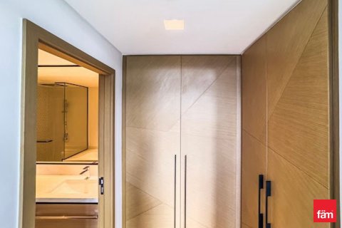 3 bedrooms Apartment in Dubai, UAE No. 127251 22