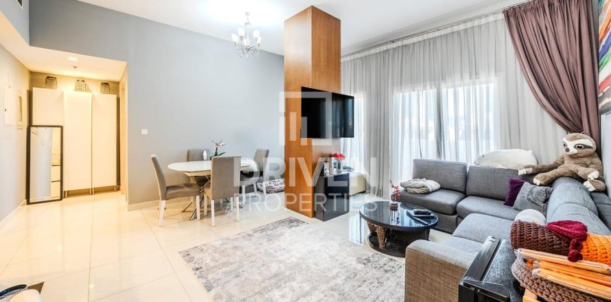 Apartment de 2 dormitorios en District 11, UAE No. 188563