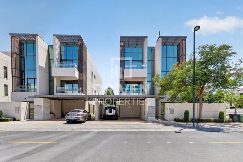 Villa de 6 chambres à Meydan, UAE No. 188559 25