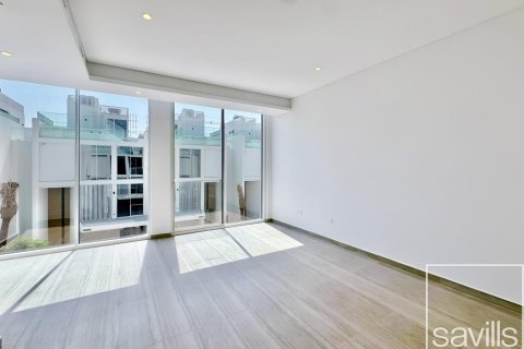 Таунхаус с 4 спальнями в Аль-Барари, ОАЭ №136385 13