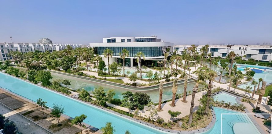 Таунхаус с 4 спальнями в Аль-Барари, ОАЭ №136385