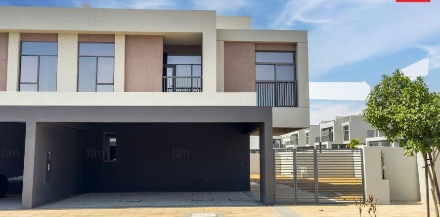 4 bedrooms Villa  No. 117646