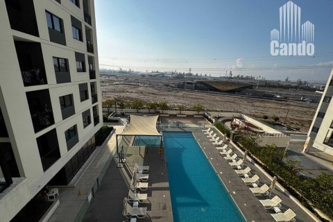 2 bedrooms Apartment in Dubai, UAE No. 80464 2