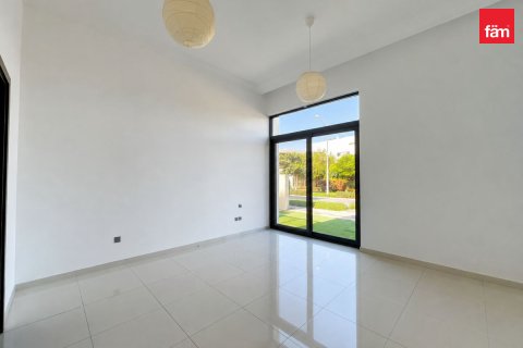 5 bedrooms Villa in Dubai, UAE No. 168219 17