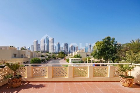5 غرفة نوم  فيلا في Meadows, الإمارات العربية المتحدة رقم 163493 21