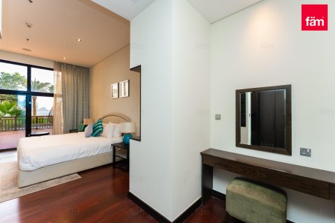 Квартира с 2 спальнями в Пальма Джумейра, ОАЭ №141441 11