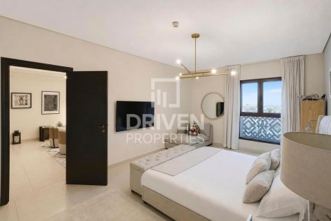 Квартира с 2 спальнями в The Crescent, ОАЭ №209662 11