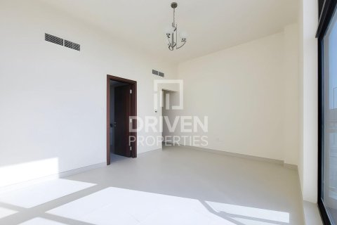 Вилла с 4 спальнями в District 11, ОАЭ №209664 5