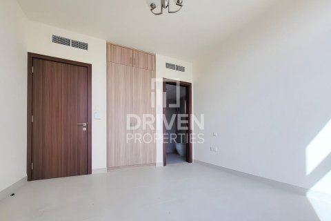 Вилла с 4 спальнями в District 11, ОАЭ №209664 6
