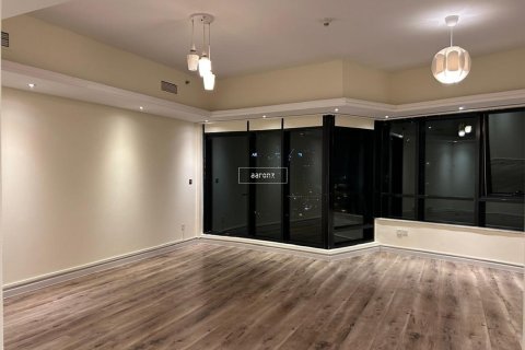 3 bedrooms Apartment  No. 106748 2