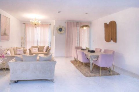 Квартира с 3 спальнями в Murjan, ОАЭ №145762 5