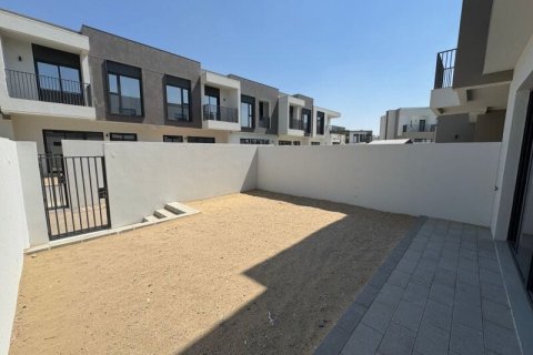 Вилла с 3 спальнями в EMAAR South, ОАЭ №145764 16