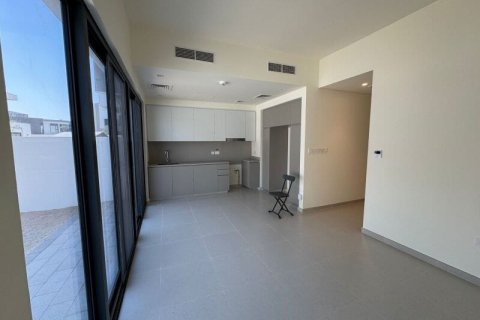 Вилла с 3 спальнями в EMAAR South, ОАЭ №145764 9