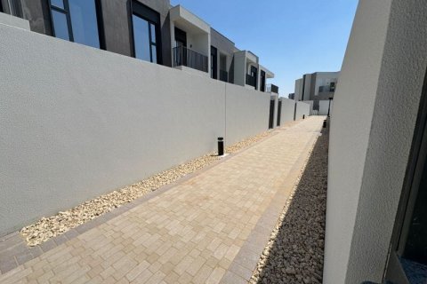 Вилла с 3 спальнями в EMAAR South, ОАЭ №145764 10