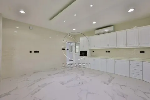 Villa de 5 chambres à Al Shamkha, UAE No. 150087 7