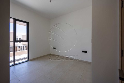 Townhouse de 3 dormitorios en Abu Dhabi, UAE No. 150085 11