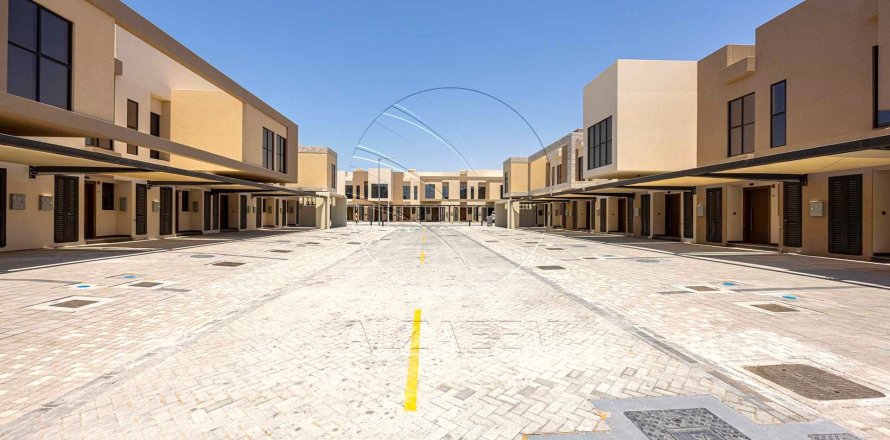 Townhouse de 3 dormitorios en Abu Dhabi, UAE No. 150085