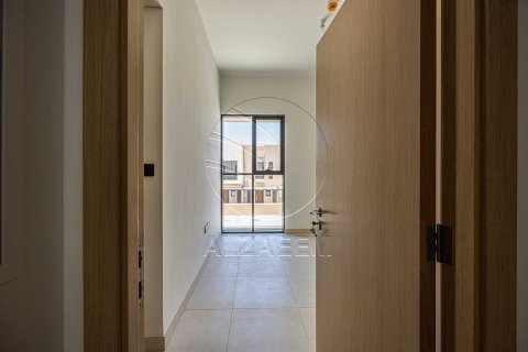 Townhouse de 3 dormitorios en Abu Dhabi, UAE No. 150085 10