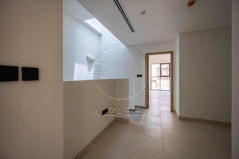 Townhouse de 3 dormitorios en Abu Dhabi, UAE No. 150085 8
