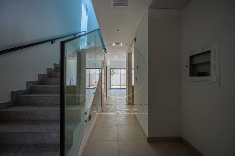 Townhouse de 3 dormitorios en Abu Dhabi, UAE No. 150085 7