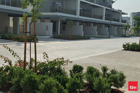 3 bedrooms Townhouse in Dubai, UAE No. 142360 12