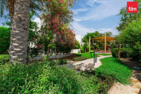 3 bedrooms Townhouse in Dubai, UAE No. 161877 5