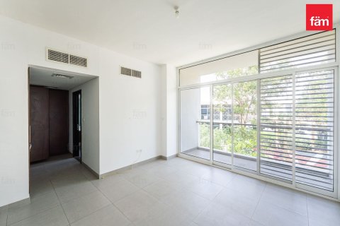 3 bedrooms Townhouse in Dubai, UAE No. 161877 9