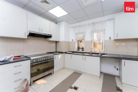 5 bedrooms Villa No. 127235 15